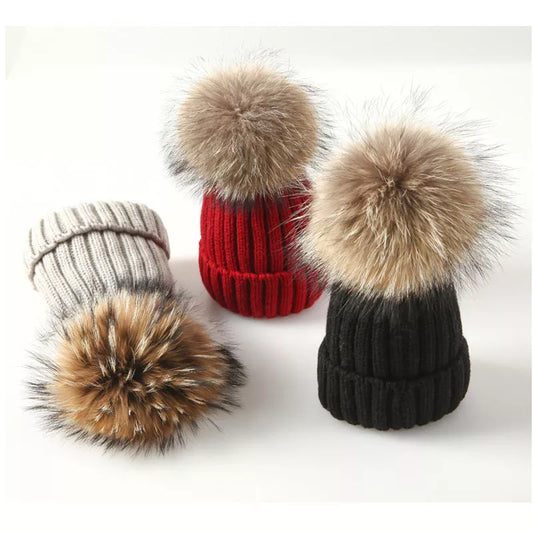 Winter Pom Poms Women - admstore