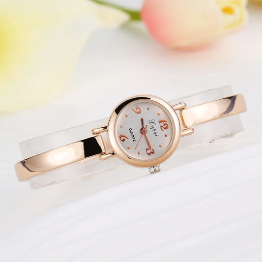 Women Watch - admstore